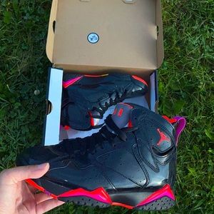 Jordan 7 retro black patent GS
